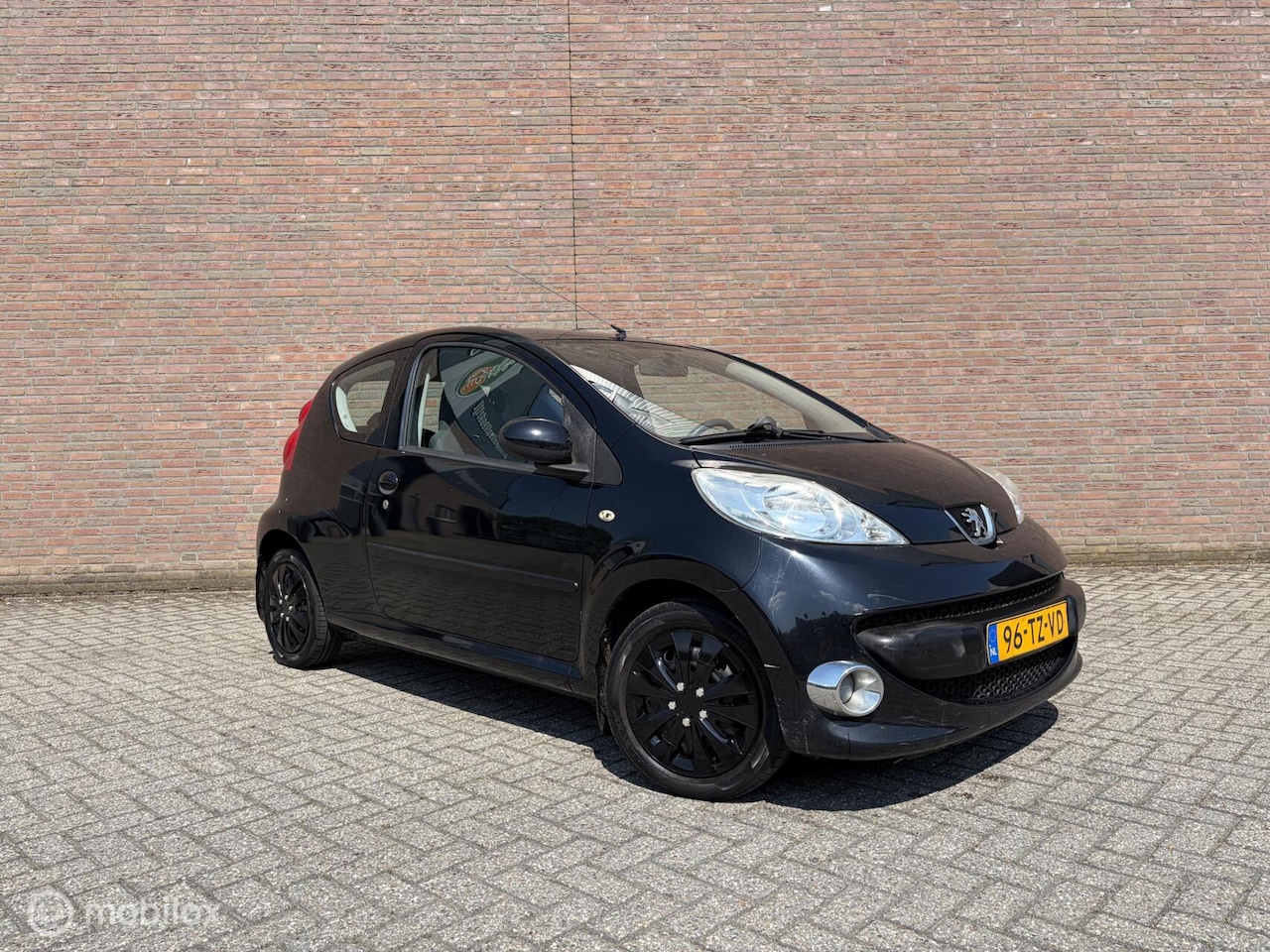 Peugeot 107 - 1.0-12V XS AIRCO / NAP / APK - AutoWereld.nl