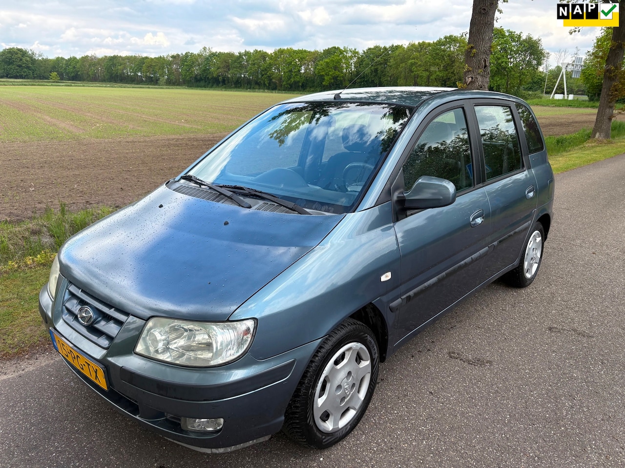 Hyundai Matrix - 1.8i GLS Automaat/Airco/Trekhaak/Elektr ramen - AutoWereld.nl