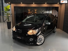 Volkswagen Up! - 1.0 MPI high up 75PK PANO/CRUISE/STOELVRM