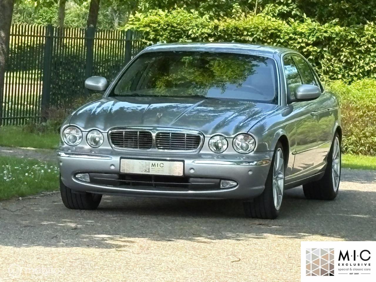 Jaguar XJ - 4.2 V8 Sport | Vol opties! | Inruil mogelijk. - AutoWereld.nl