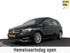 Mercedes-Benz B-klasse - 180 Ambition Automaat/Navigatie/Trekhaak/Parkeersensoren