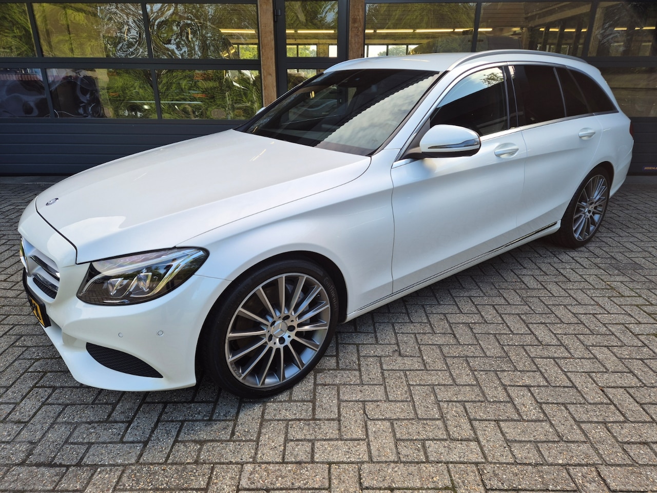 Mercedes-Benz C-klasse Estate - 350 e Lease Edition Camera * ils * Luchtvering * Key Less * NAP * - AutoWereld.nl
