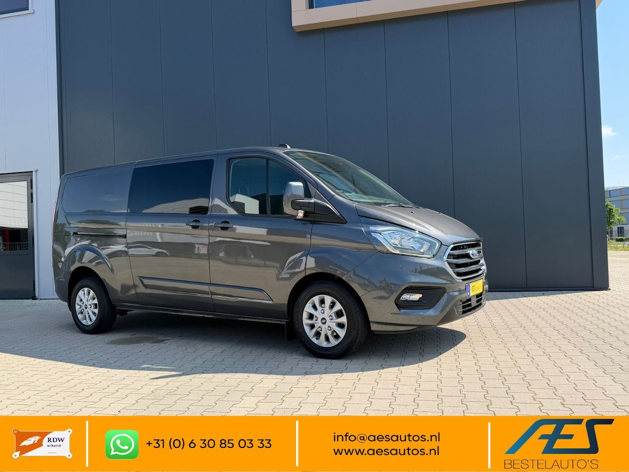 Ford Transit Custom - 300 2.0 TDCI L2H1 Limited DC 300 2.0 TDCI L2H1 Limited DC - AutoWereld.nl