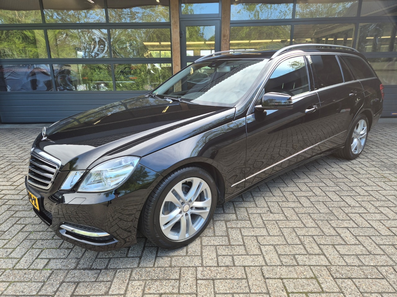 Mercedes-Benz E-klasse Estate - 200 CGI Business Class Avantgarde *XENON *NAVI *PDC *STOELVERW *ILS * - AutoWereld.nl