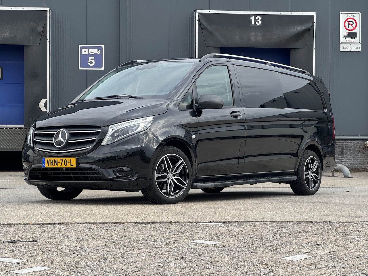 Mercedes-Benz Vito - 116 CDI Extra Lang DC Comfort - AutoWereld.nl