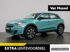 Fiat 600 - 1.2 Hybrid Urban | Achteruitrijcamera | Parkeersensoren | Dodehoek bewaking | Apple Carpla