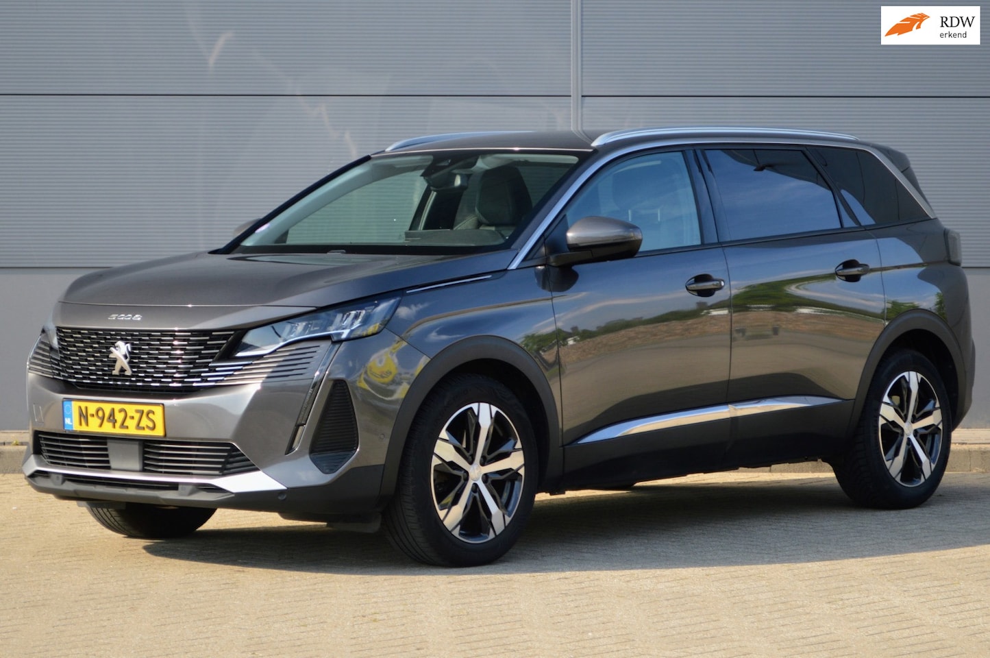 Peugeot 5008 - 1.2 PureTech Active Pack 1.2 PureTech Active Pack - AutoWereld.nl