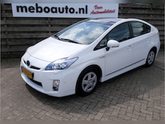 Toyota Prius - 1.8 Executive + Solar roof