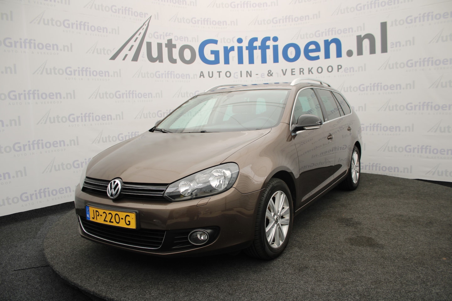 Volkswagen Golf Variant - 1.2 TSI Trendline nette stationcar met trekhaak - AutoWereld.nl