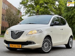 Lancia Y(psilon) - Ypsilon 0.9 TwinAir Platinum