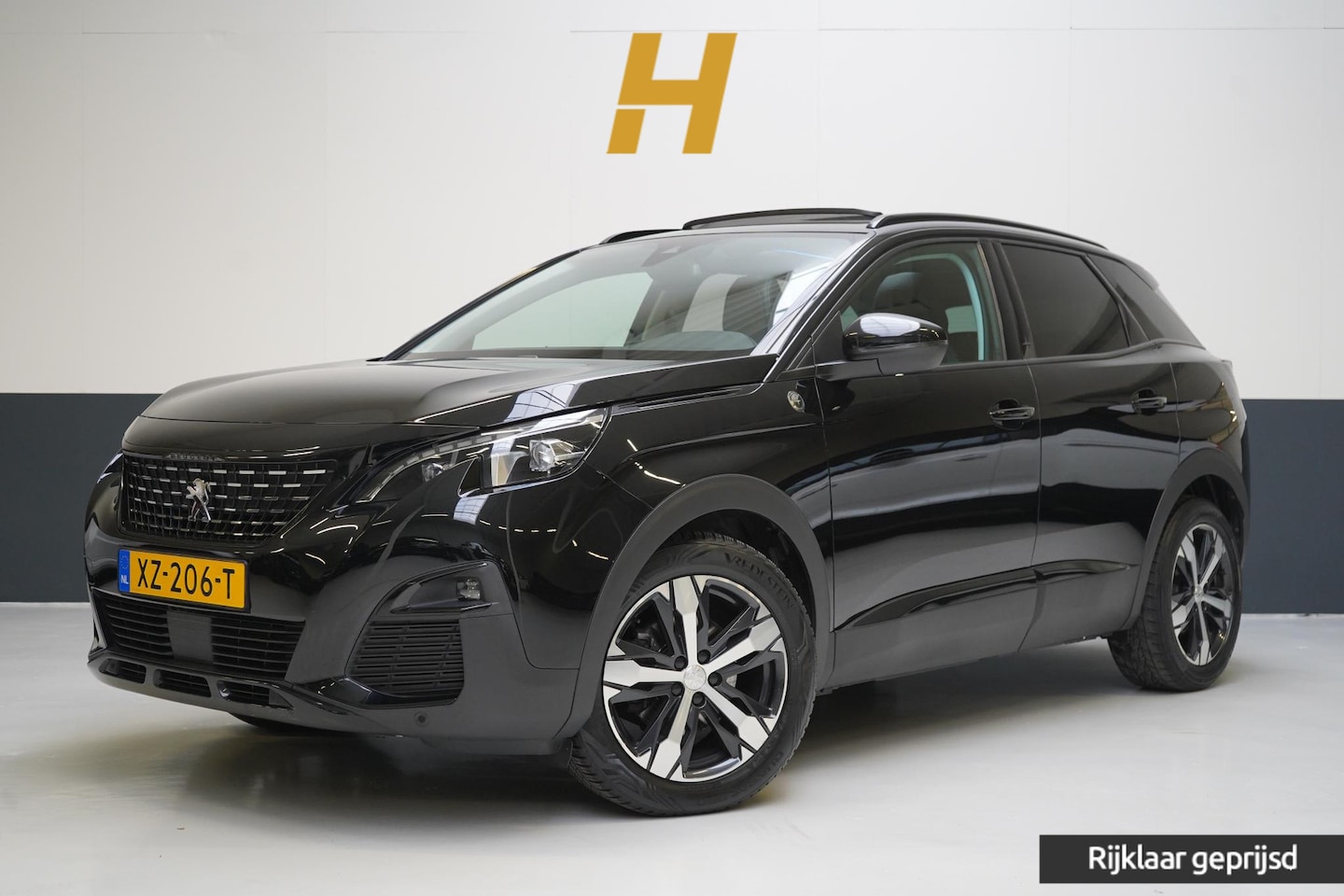 Peugeot 3008 - 1.2 PureTech Crossway | Panoramadak | Trekhaak | Navigatie | Camera | All-seasonbanden - AutoWereld.nl