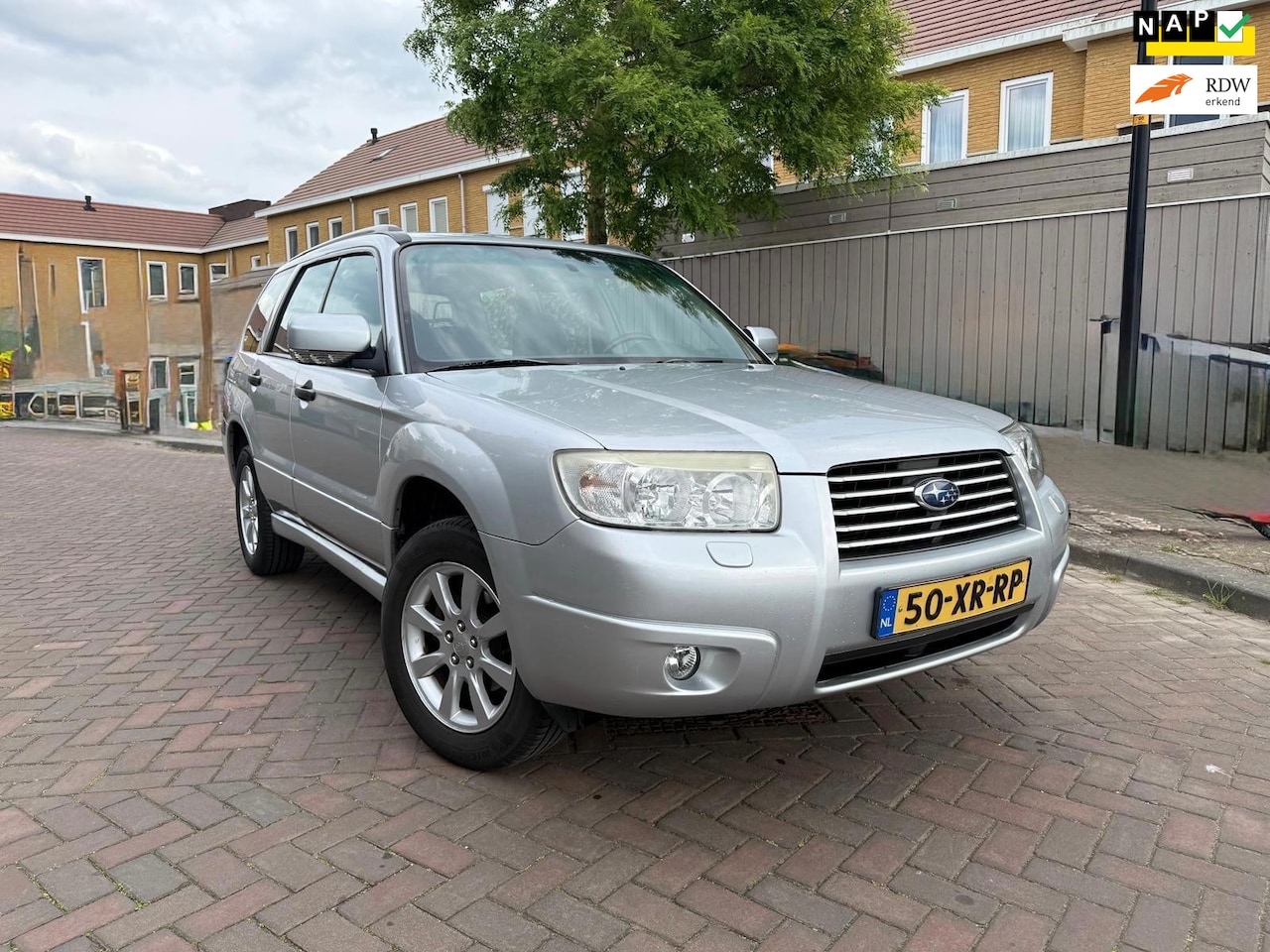 Subaru Forester - 2.0 X Luxury Pack *PANO* LPG*4WD! - AutoWereld.nl
