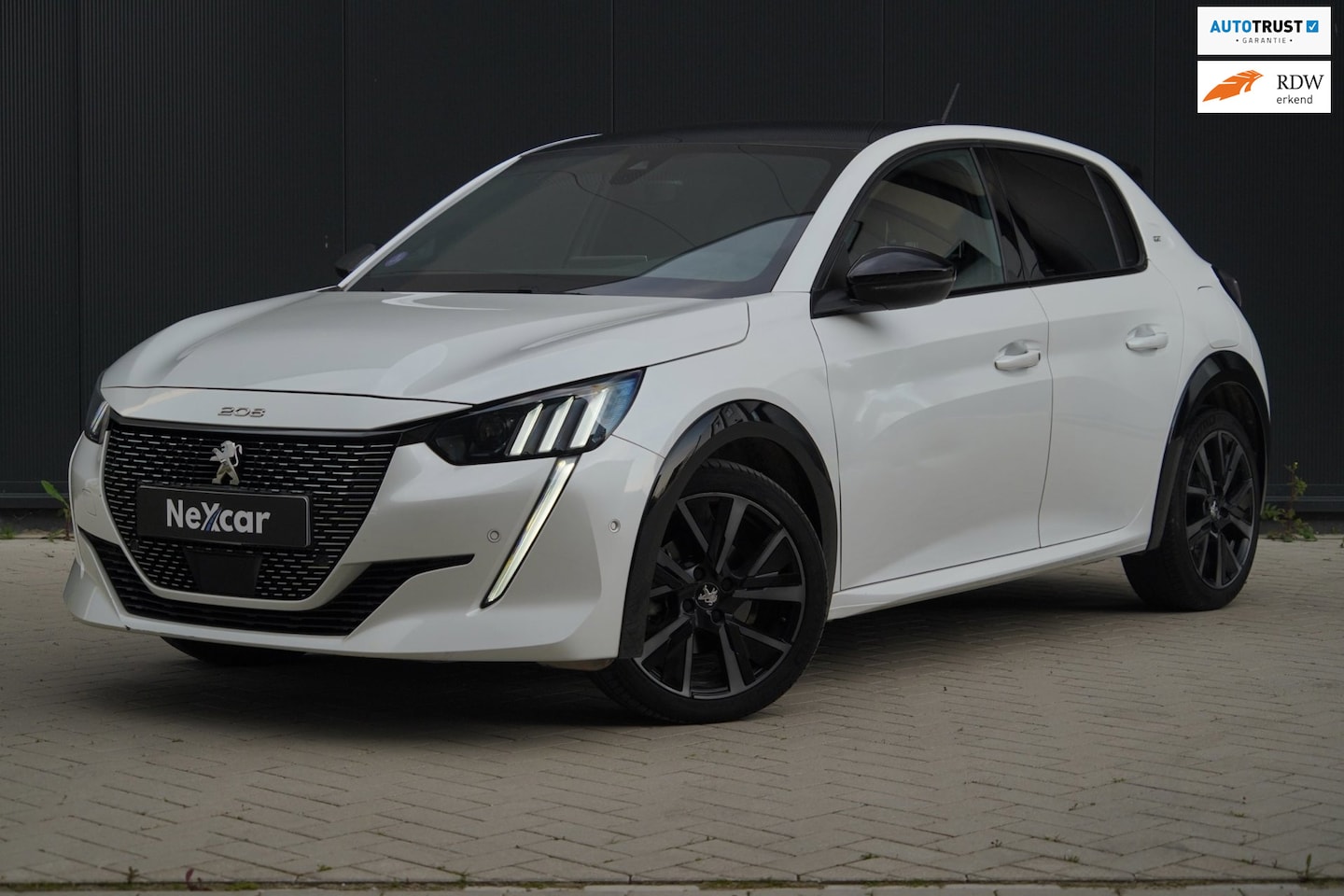 Peugeot 208 - GT-pack AUT|ALCANTARA|12mnd GARANTIE|3D COCKPIT| - AutoWereld.nl