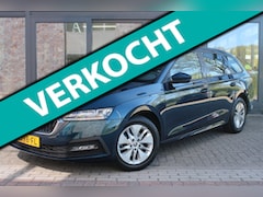 Skoda Octavia Combi - 1.0 TSI Business Edition | Trekhaak | Keyless | Cruise | Lane Assist | Carplay |