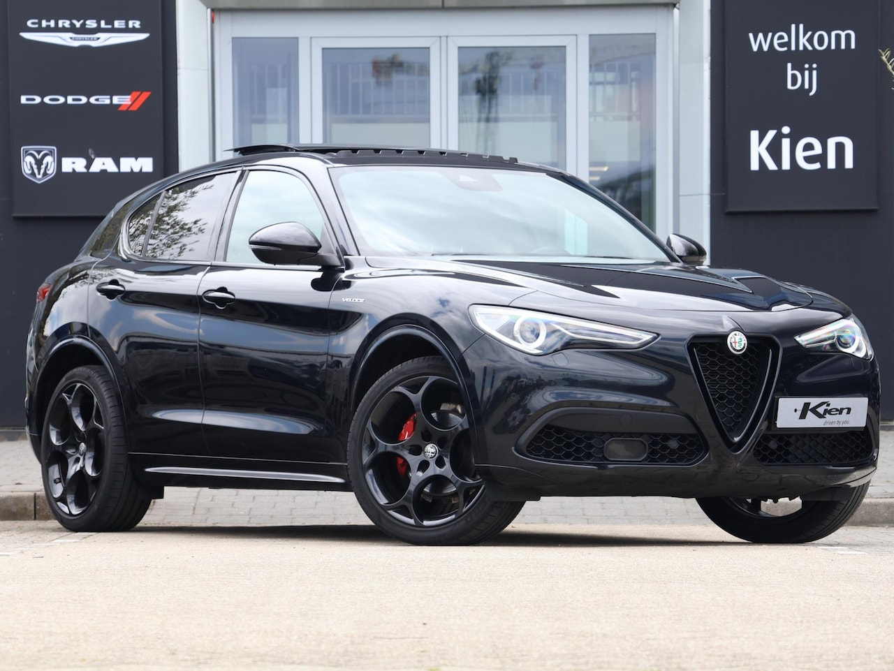 Alfa Romeo Stelvio - 2.0 T AWD 6C Villa d'Este 2.0 T AWD 6C Villa d'Este - AutoWereld.nl