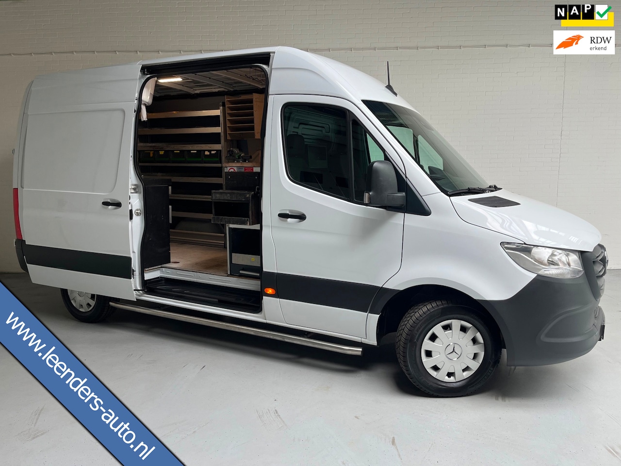 Mercedes-Benz Sprinter - Servicewagen 311 2.2 CDI euro6 L2H2, Inrichting, Omvormer V230, Compressor, Oprijplaat, RI - AutoWereld.nl