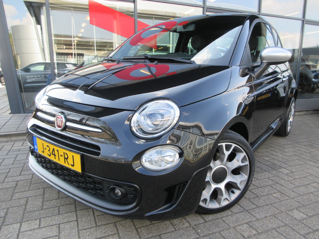 Fiat 500 - 1.0 Hybrid Rockstar | PANORAMADAK | NAVIGATIE | CRUISE CONTROL | CLIMATE CONTROL | - AutoWereld.nl