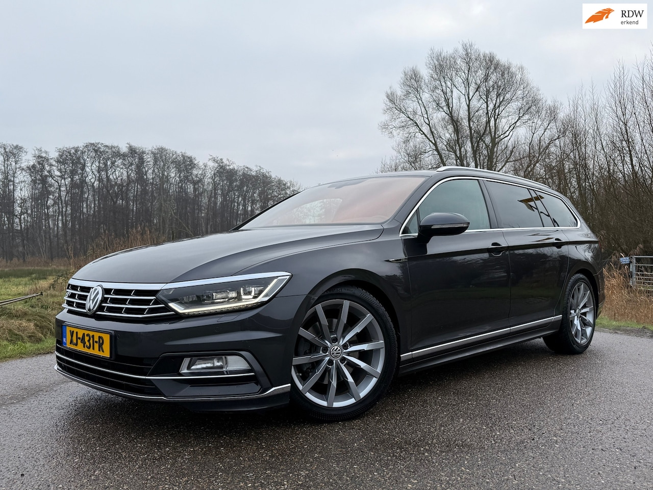 Volkswagen Passat Variant - 1.4 TSI Highline Business R-Line Automaat / Leder / Apple CarPlay/Android Auto / 18" Velge - AutoWereld.nl