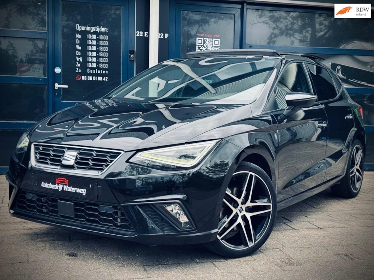 SEAT Ibiza - 1.0 |TSI|FR|DSG|Pano|Led|Virtual|Carplay|Camera|Sfeer| - AutoWereld.nl