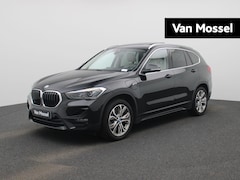 BMW X1 - xDrive25e (162 kW) | WORDT VERWACHT | PANORAMADAK | ACHTERUITRIJCAMERA | ELEKTRISCHE KOFFE