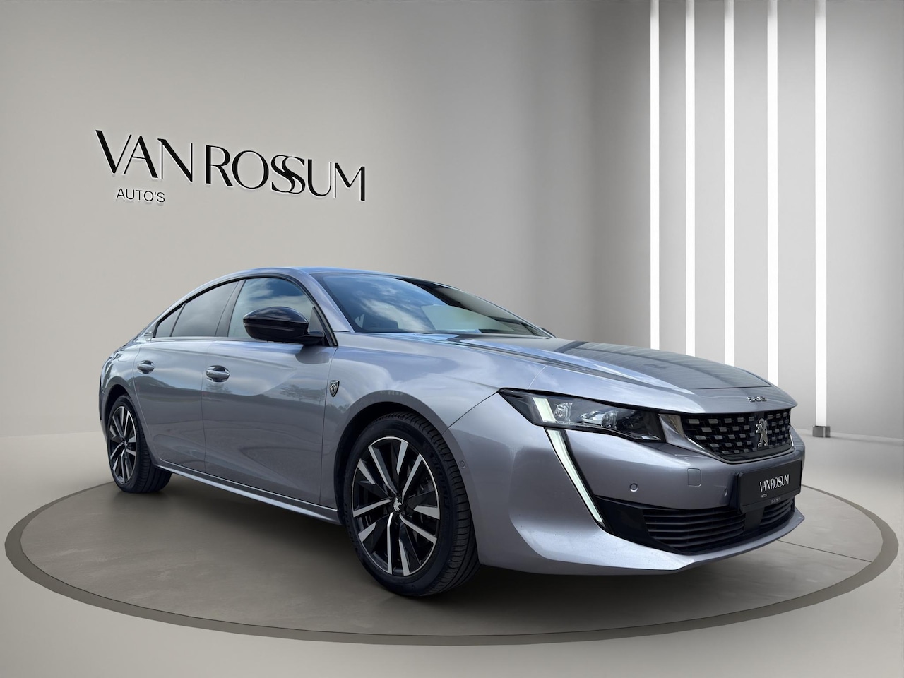 Peugeot 508 - 1.6 HYbrid Blue Lease GT | Stoelverw | Leder/ Alcantara | Navi | Camera | - AutoWereld.nl