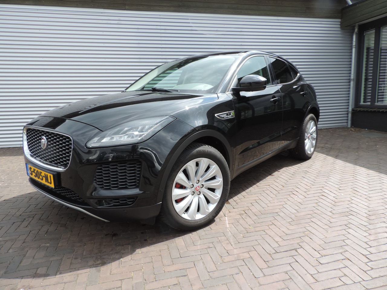 Jaguar E-Pace - 2.0 D150 R-Dynamic S 2.0 D150 R-Dynamic S - AutoWereld.nl