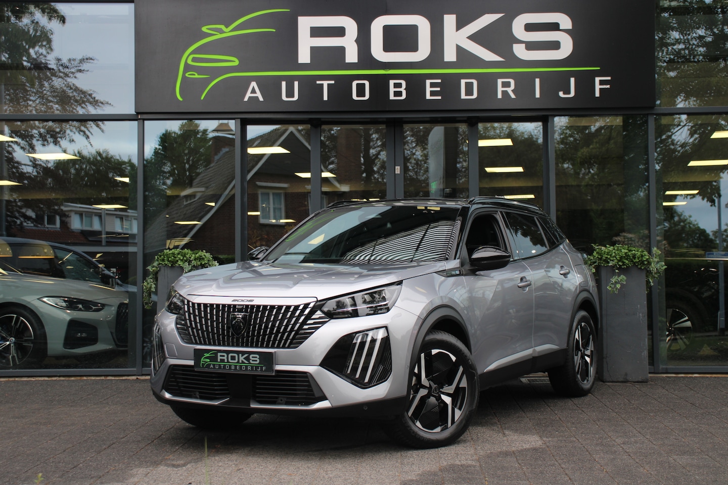 Peugeot e-2008 - EV GT 54 kWh EV GT 54 kWh 156pk - AutoWereld.nl