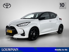 Toyota Yaris - 1.5 Hybrid Executive | BTW Voertuig | Head-up display | Lederen bekleding |