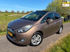Hyundai ix20 - 1.6i i-Catcher Pano|Leder|Camera|NW Koppeling