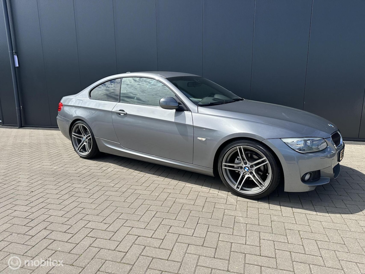 BMW 3-serie Coupé - 320i M Sport pakket, Mooie Auto! - AutoWereld.nl