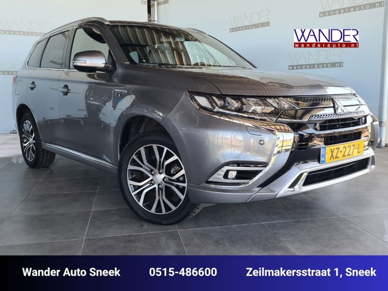 Mitsubishi Outlander - 2.4 PHEV Instyle AWD /Stoel-& stuurverwarming/Leder/360 camera/Apple Carplay - AutoWereld.nl