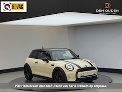 MINI Cooper - 1.5 Classic | Automaat | Panodak | Black Optic pakket | Carplay | NL Auto