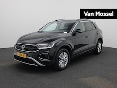 Volkswagen T-Roc - 1.0 TSI Life | Apple carplay | Parkeersensoren | Cruise control | 16 Inch Velgen | Airco |