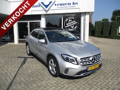 Mercedes-Benz GLA-Klasse - 180 122pk 7G-DCT URBAN / PANORAMADAK