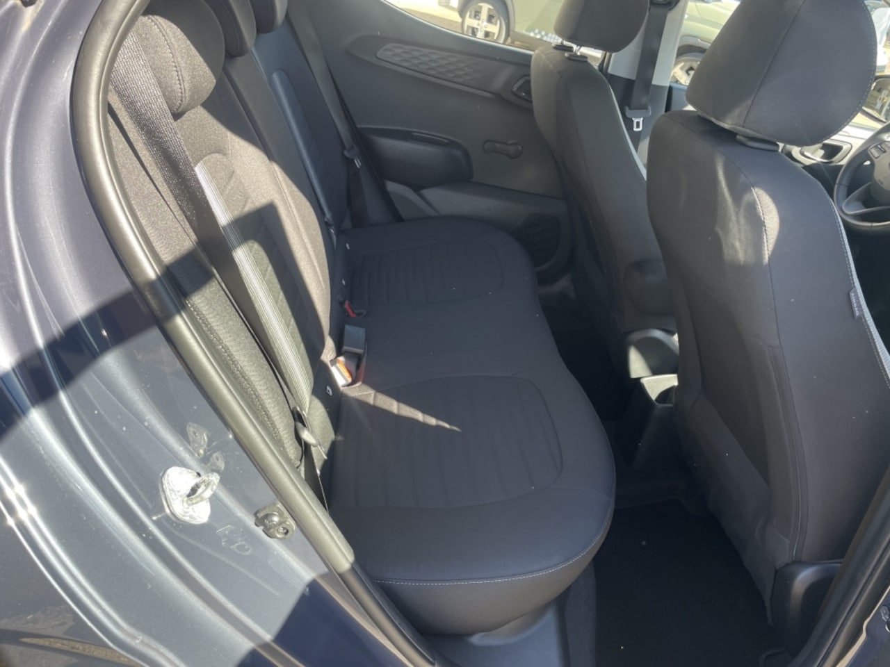 Hyundai i10 - 1.0 Comfort AUTOMAAT*RIJKLAARPRIJS*