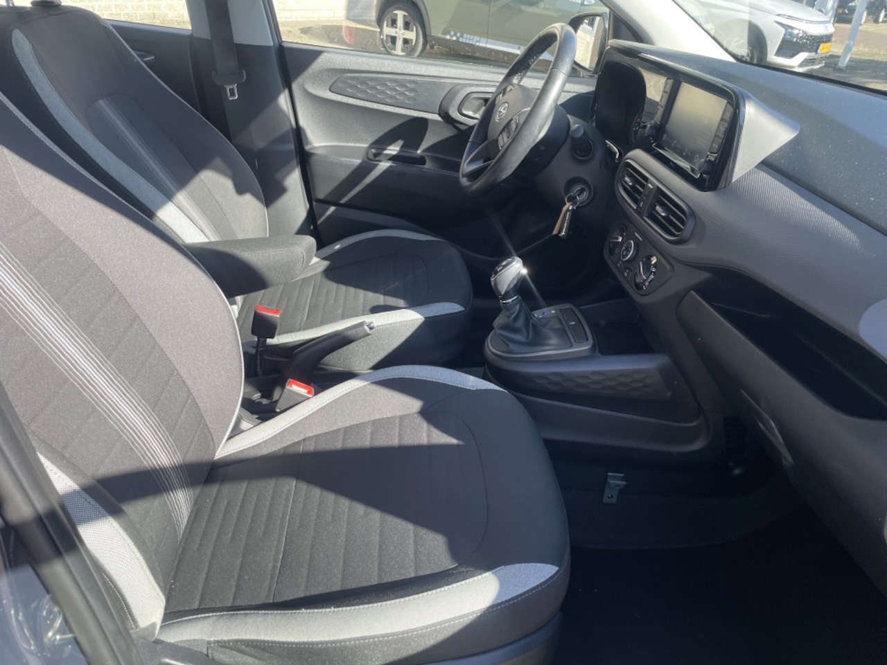 Hyundai i10 - 1.0 Comfort AUTOMAAT*RIJKLAARPRIJS*