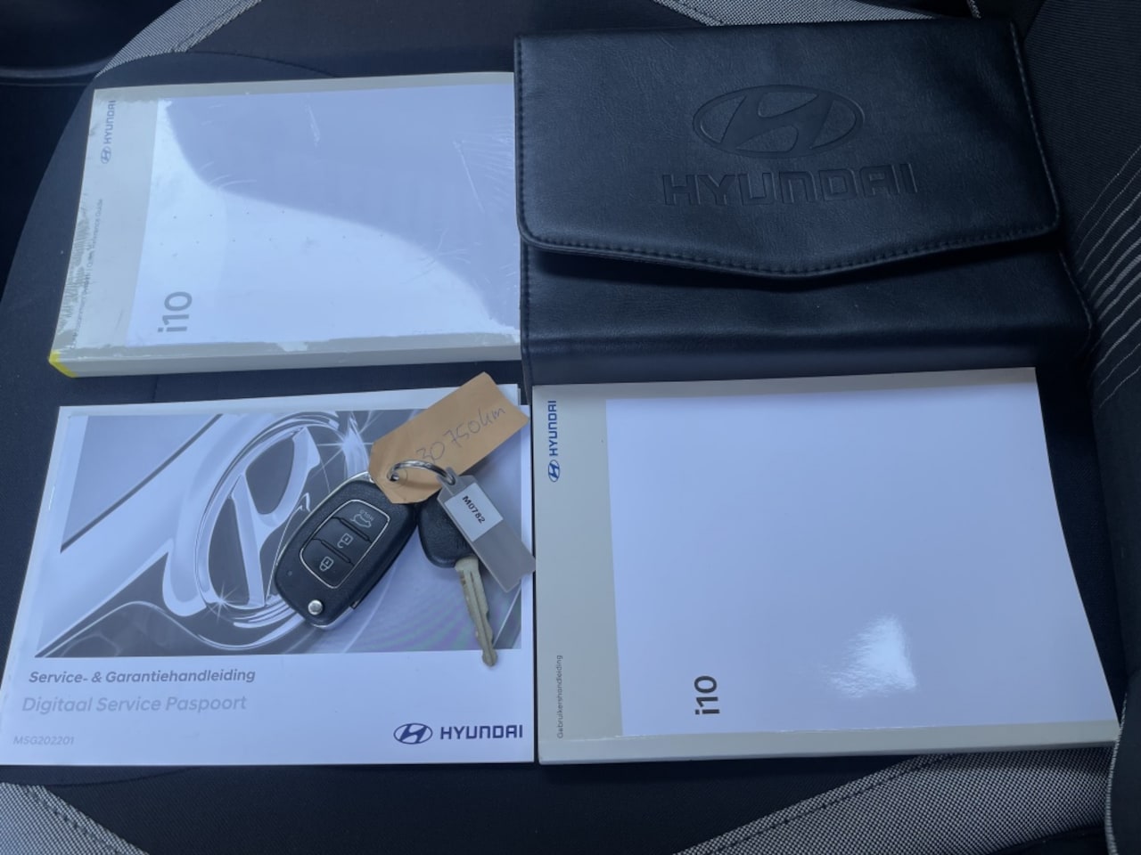 Hyundai i10 - 1.0 Comfort AUTOMAAT*RIJKLAARPRIJS*