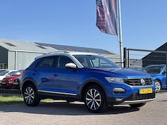 Volkswagen T-Roc - 1.0 TSI Style acc apple carplay