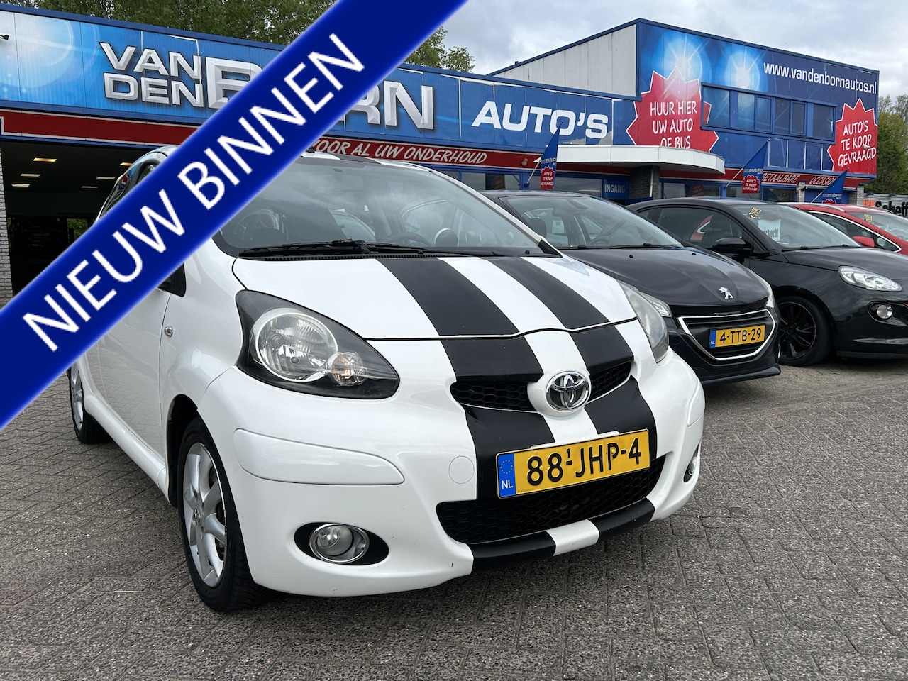 Toyota Aygo - 1.0-12V Comfort Automaat 5 drs Airco LMV 3 mnd Gartantie - AutoWereld.nl