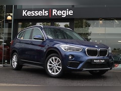 BMW X1 - sDrive18i Executive | Trekhaak | El.klep | Camera | LED | Cruise | Navi | Sensoren