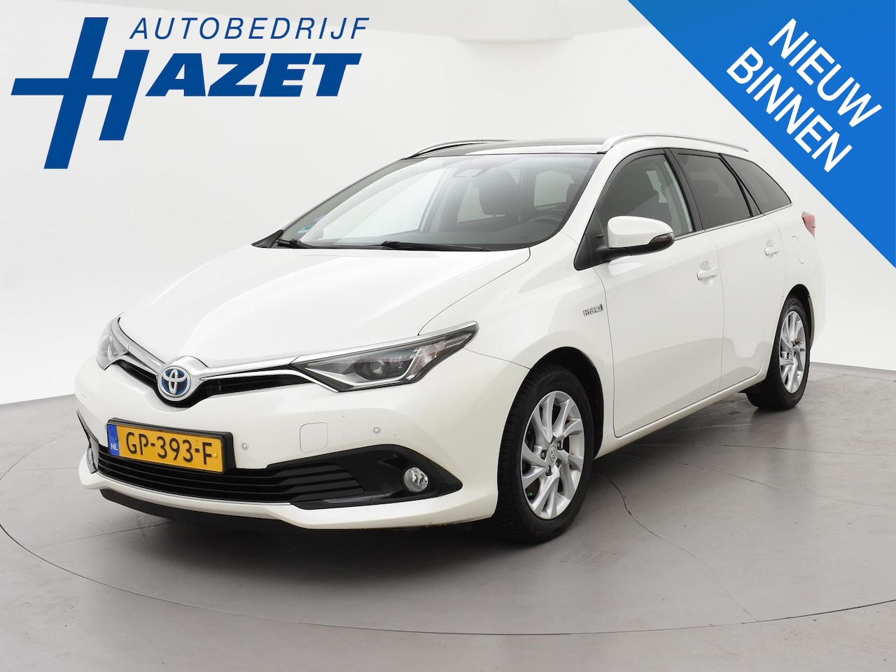 Toyota Auris Touring Sports - 1.8 HYBRID AUT. + PANORAMA | CAMERA | NAVIGATIE | LED | DAB - AutoWereld.nl