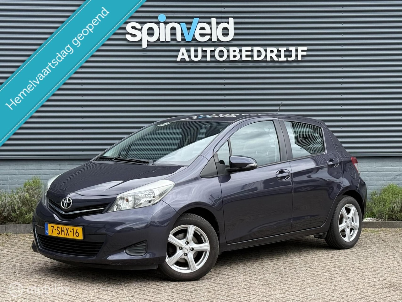 Toyota Yaris - 1.3 VVT-i Aspiration - Aut - Navi - Trekhaak - - AutoWereld.nl