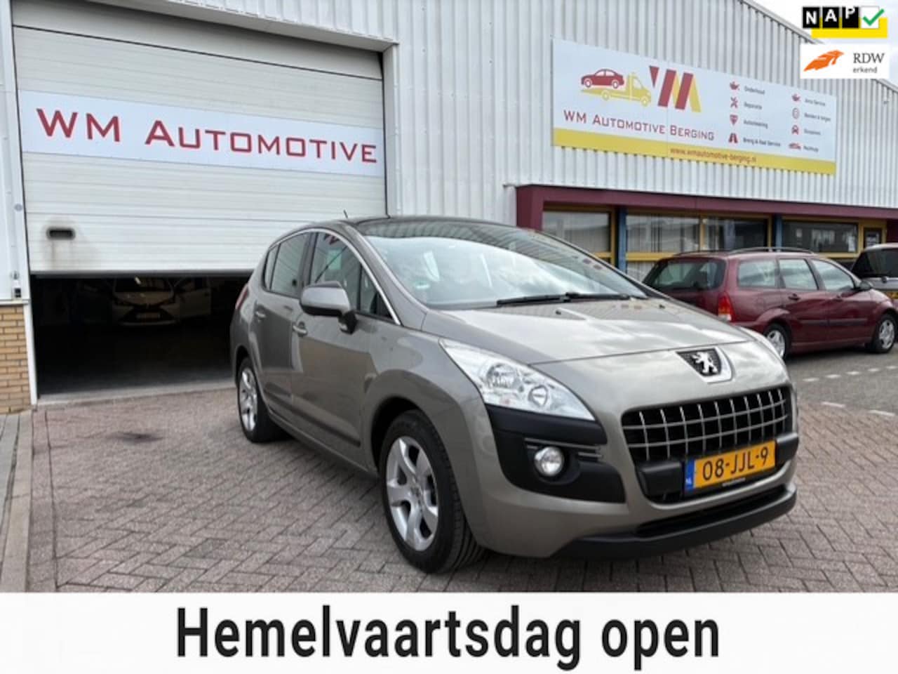 Peugeot 3008 - 1.6 panaramadak airco APK T/M 18-6-2027 - AutoWereld.nl