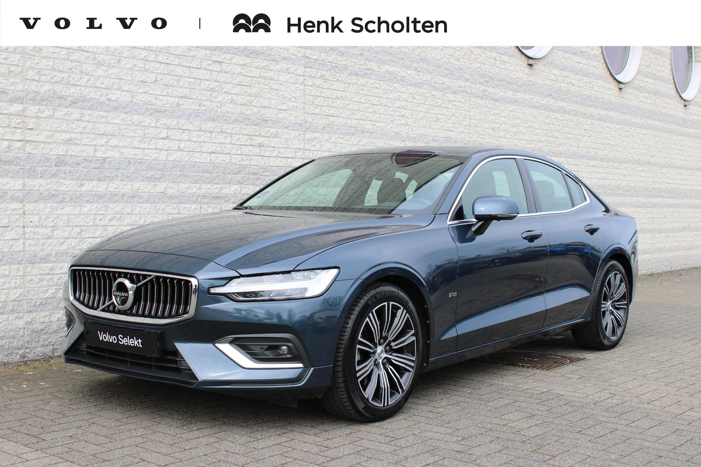 Volvo S60 - B4 Automaat Inscription | 360° Parkeercamera | Panoramadak | Head-Up Display | Adaptive Cr - AutoWereld.nl