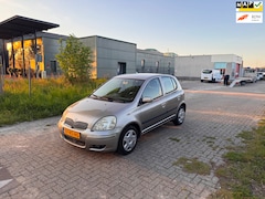 Toyota Yaris - 1.3 VVT-i S-Line Airco.Airco.5deurs