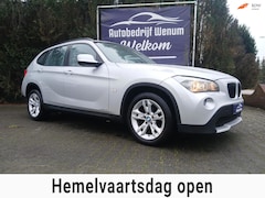 BMW X1 - SDrive18i Executive, NAVI, Xenon, Stoelverw., LM velgen, PDC, enz