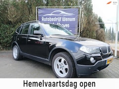 BMW X3 - 2.0i Trekhaak, PDC, LM velgen, enz
