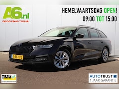 Skoda Octavia Combi - 1.0 e-TSI Sport Business 110PK Automaat Trekhaak RS Stoelen Navigatie Carplay Android
