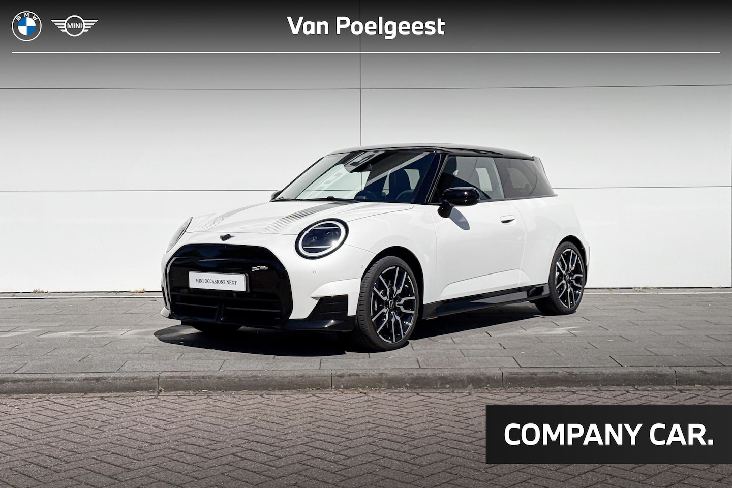 MINI Mini-Electric - Cooper 3-deurs Cooper SE John Cooper Works M 54.2 kWh | Pakket M | 18 inch JCW Lap spoke 2 - AutoWereld.nl