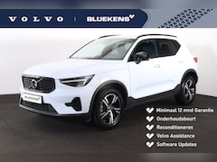 Volvo XC40 - B3 Plus Dark - IntelliSafe Assist & Surround - 360º Camera - Harman Kardon audio - Verwarm